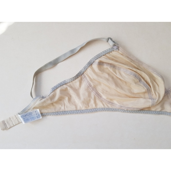 Vintage Vassarette Second Skin Satin Bra - Picture 13 of 16